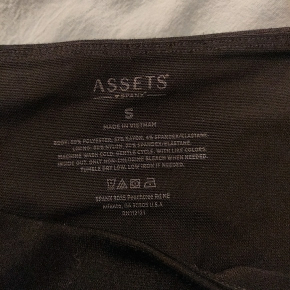 Assets ♡Spanx - Picture 3 of 3